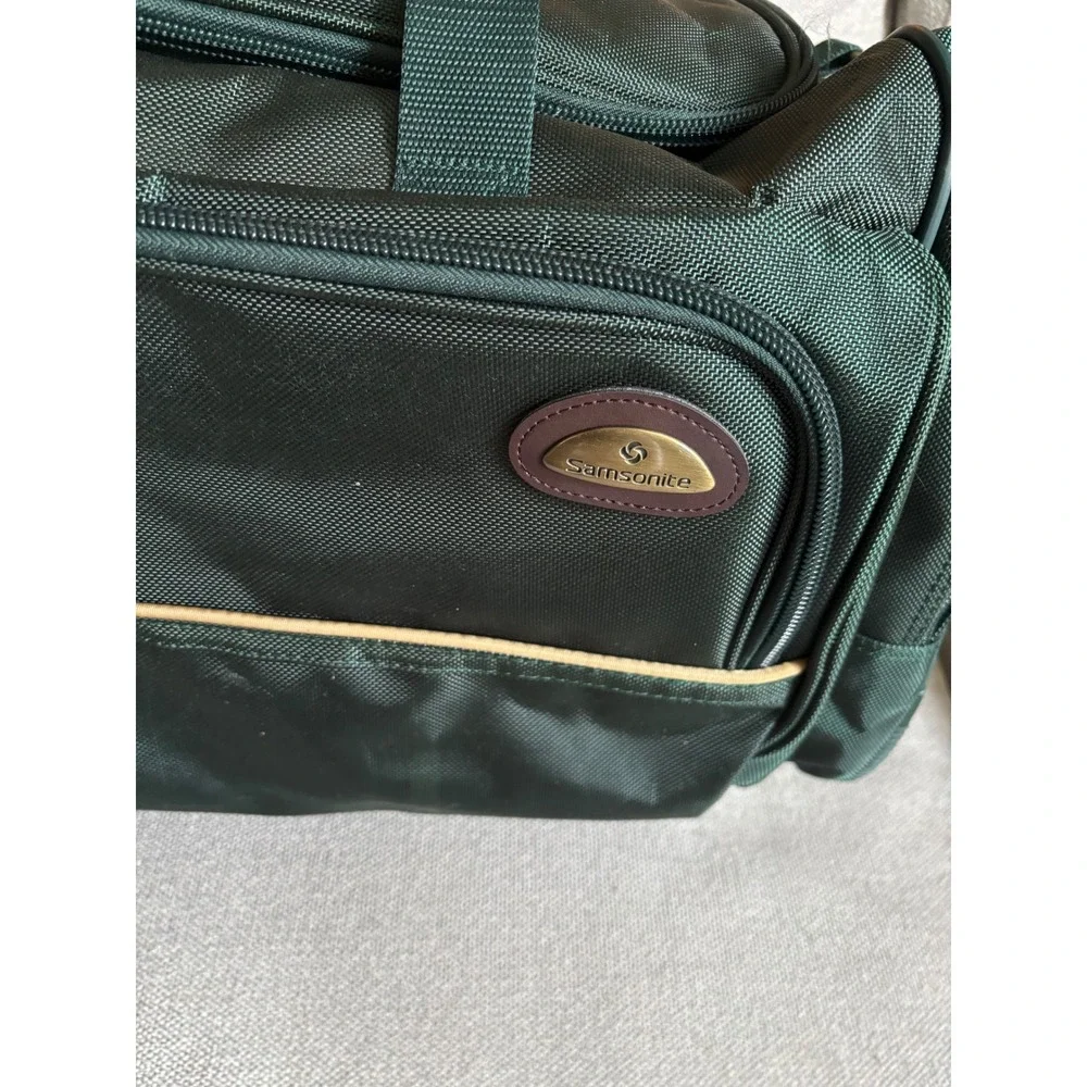 Samsonite Duffel Bag Forest Green Ballistic Nylon Travel Weekend